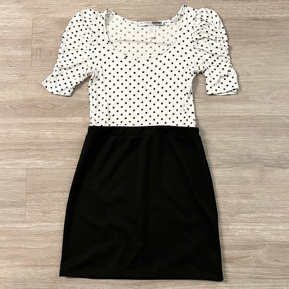 Black & White Polka Dot Ruche Puff Sleeve Bodycon Retro Dress Small - Picture 1 of 6